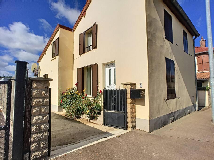 L'Hirondelle Du Faubourg Villa Bar-sur-Aube Kültér fotó